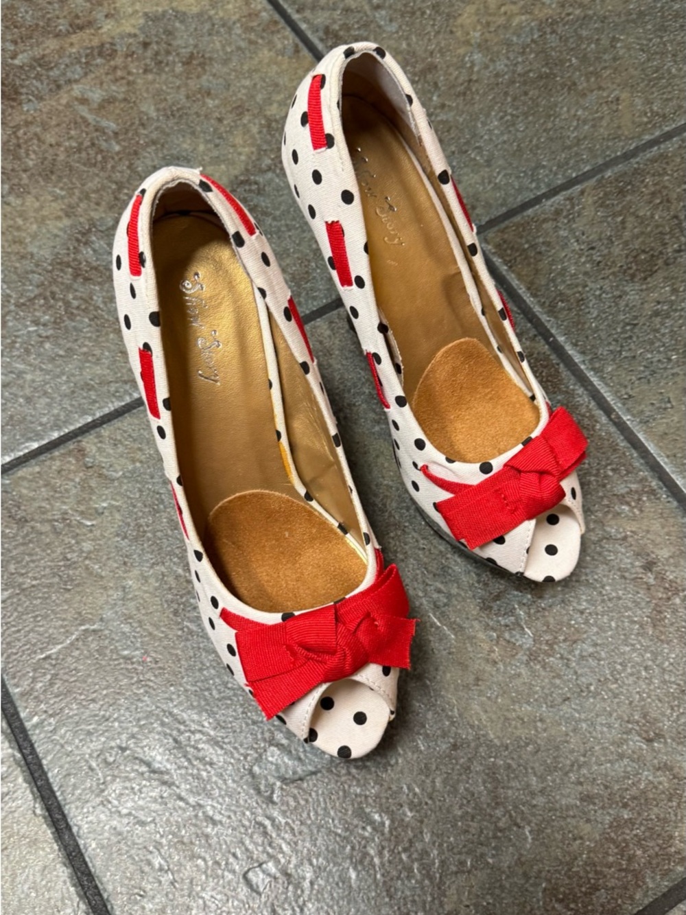 Pinup Polka Dot Peep-Toe Flats with Red Bow US 7.5 - Picture 4 of 14
